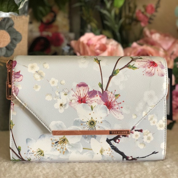 Toiletry Bag Ted Baker Oriental Blossom Travel Bag Ted Baker